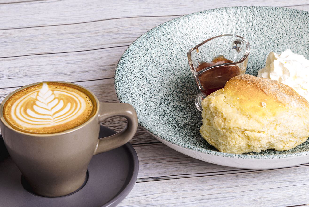 SCONE WITH JAM & WHIPPED CREAM